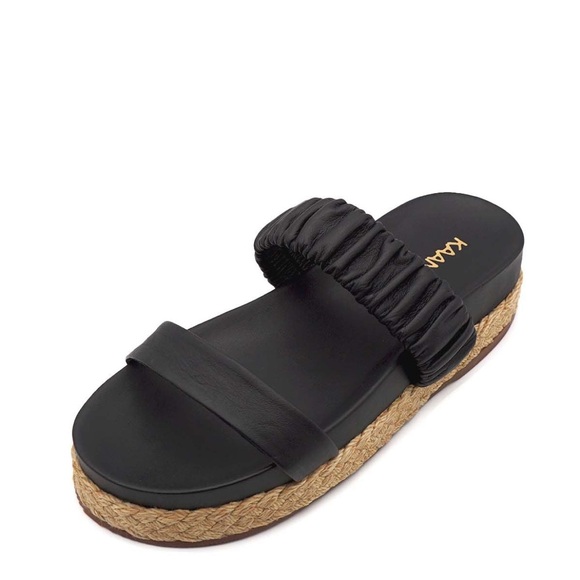 Selangor Kaanas Black Leather Slides Platform Sandals - Picture 3 of 3